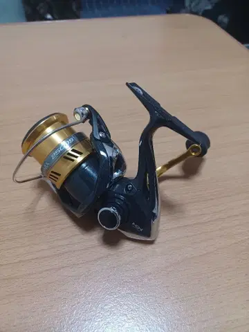 시마노 사하라 2500S