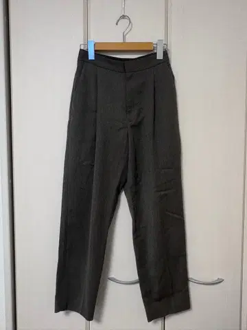 beauty&youth 슬랙스 차콜 그레이