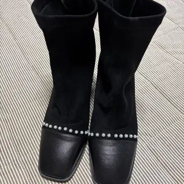 스타카토 슈리 펄 라인 부츠