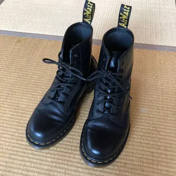 닥터 마틴 블랙 워크 부츠