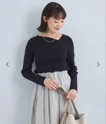 1_OF MINE 리브 비대칭 넥 풀오버 니트