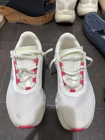 On cloudmonster 러닝화