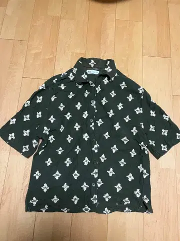 ZARA 반팔 셔츠 다크 그린