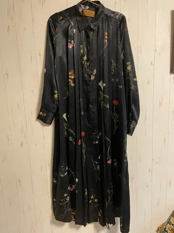 꽃무늬 그린 컬러 원피스 S 사이즈 ( ~1/13 )