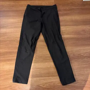 룰루레몬 블랙 슬림핏 팬츠 남성용 골프웨어
