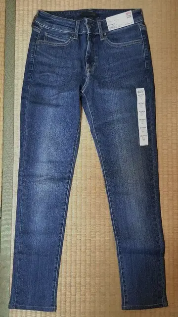 [ UNIQLO 울트라 스트레치 청바지 26 ] 새상품 익명 배송