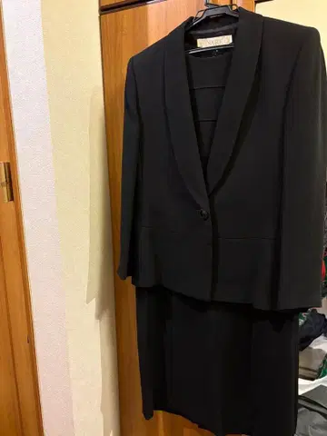 NINA RICCI 블랙 원피스 정장 11AR