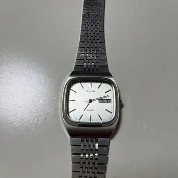 ALBA / 쿼츠 손목시계 스퀘어형 실버/used