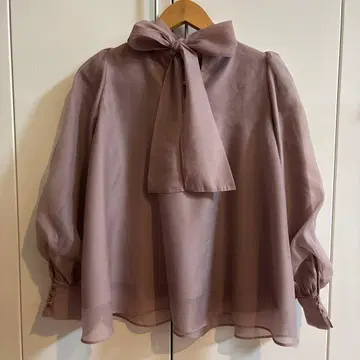 리본 포함 블라우스 프리 사이즈 더스티 핑크 Snidel