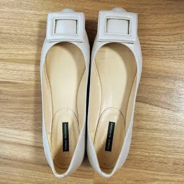 파비오 루스코니 플랫 펌프스