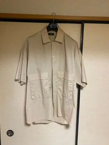 HARE 반팔 셔츠 베이지 프리 사이즈