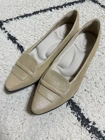 [ 새상품급 ] fitfit 베이지 스틸레토 펌프스 24cm