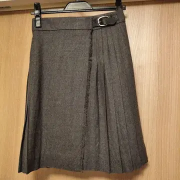 맥피 그레이 플리츠 스커트 벨트 포함