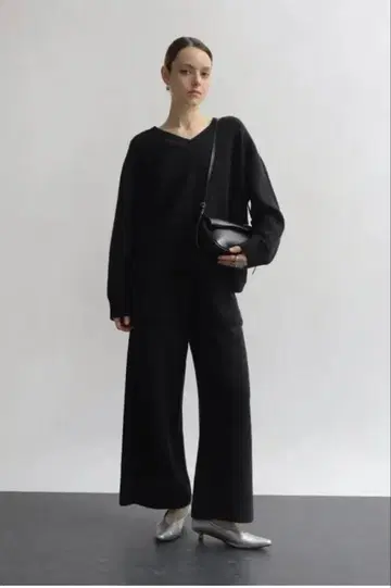 스콧 클럽 [니이가타] 파일 원단 리버서블 니트 V넥 PO