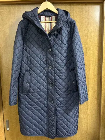 컨디션 최상 매킨토시 런던 퀼팅 코트 사이즈 42