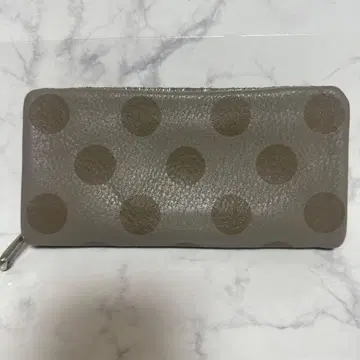 이아파피요네 도트 무늬 가죽 장지갑