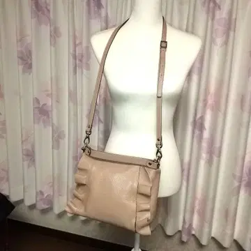 RIPANI 베이지 숄더백 천연 가죽