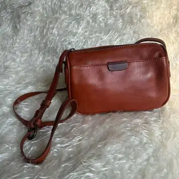 브라운 가죽 숄더백