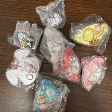 산리오 캐릭터즈 패키지 참 & 초코볼