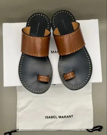ISABEL MARANT 스터드 샌들