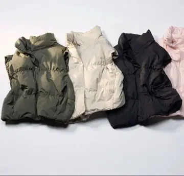 UNIQLO C 다운 베스트 숏 기장 카키색