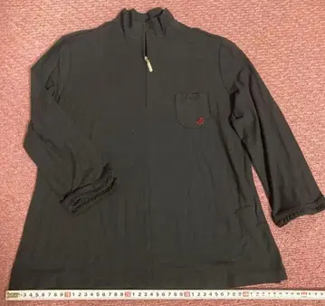 엘르미다 블랙 무당벌레 큐빅 하프 지퍼 여성용 상의