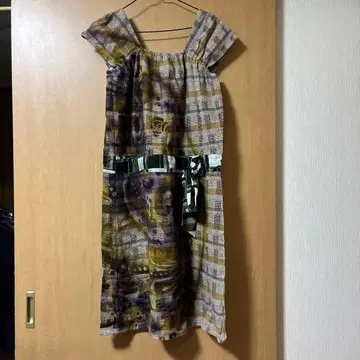 연말 세일 중! YOKANG 슬리브리스 무릎 기장 원피스