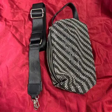 MAISON SPECIAL 비쥬 핸드백