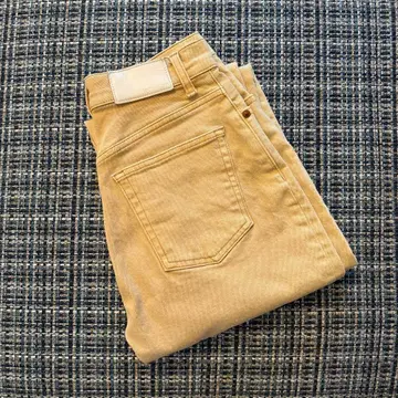 MOUSSY 옐로우 컬러 스트레이트 팬츠