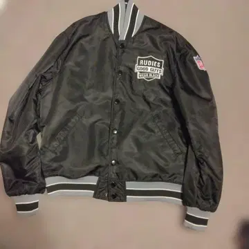 블랙 자켓 NFL풍 점퍼