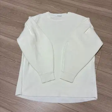 새상품급! CADUNE 리브 화이트 긴팔 풀오버