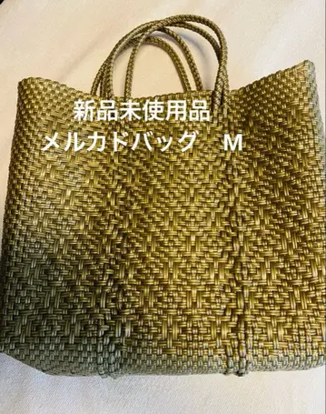 미사용 새상품 메르카도백 골드 M 사이즈 카고백