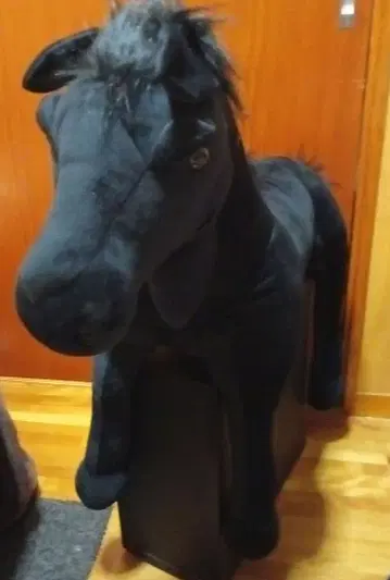 축 늘어지는 GIGA 서러브레드 블랙 말 봉제 인형