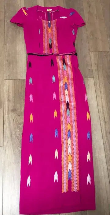 미얀마 론지 핑크 자수 셋업 랩 스커트