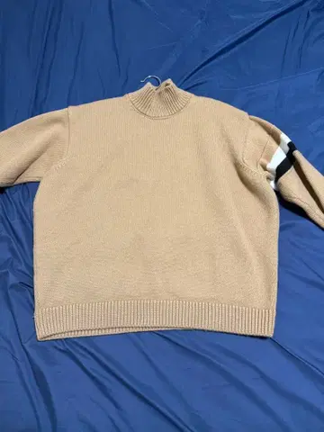 BOSS 휴고보스 남성용 터틀넥 니트 스웨터 베이지