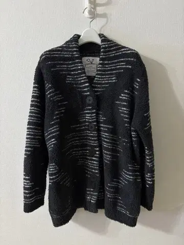 젤라또피케 조엘 로브숑 콜라보 룸웨어 가디건 블랙