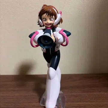 나의 히어로 아카데미아 우라라카 오챠코 피규어