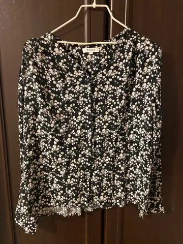 PLST 꽃무늬 긴팔 셔츠 S 사이즈