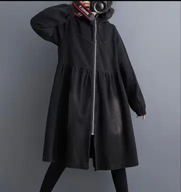 후드 부착 블랙 롱 코트