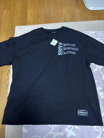 WHIM ROTH 블랙 T셔츠