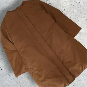 컨디션 최상 UNIQLO 하이브리드 다운 코쿤 코트 브라운 여성용