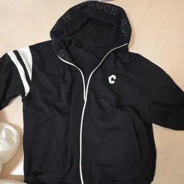 CRONOS 후드 부착 블랙 후드티