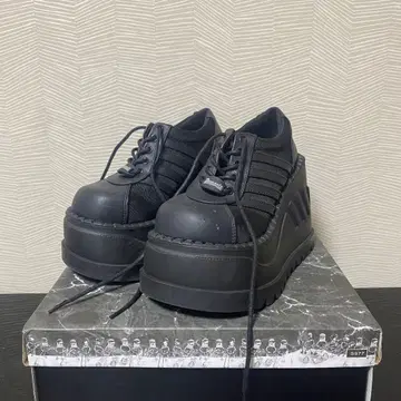 demonia 데모니아 통굽 스니커즈