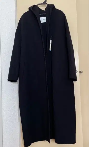 투모로우랜드 롱 코트