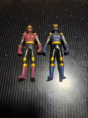 슈퍼전대 히어로 니지켄쟈 피규어 세트