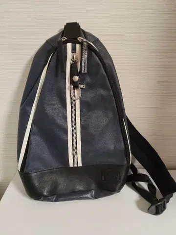 모리노 캔버스 바디백 파랑 블루