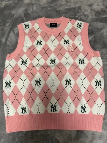 뉴욕 양키스 슬리브리스 스웨터