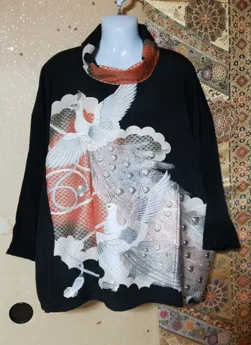 기모노 리메이크 블랙 전복 기모노 럭셔리 공작 자수 튜닉