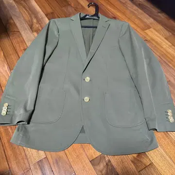 Trait 올리브 그린 테일러드 자켓