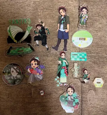 귀멸의 칼날 카마도 탄지로 아크릴 스탠드 묶음 판매